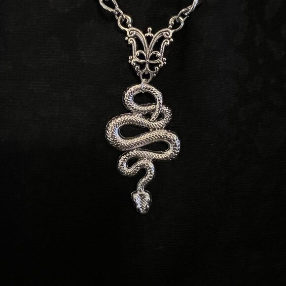Gothic Serpent Snake Necklace - Picture 4 of 6